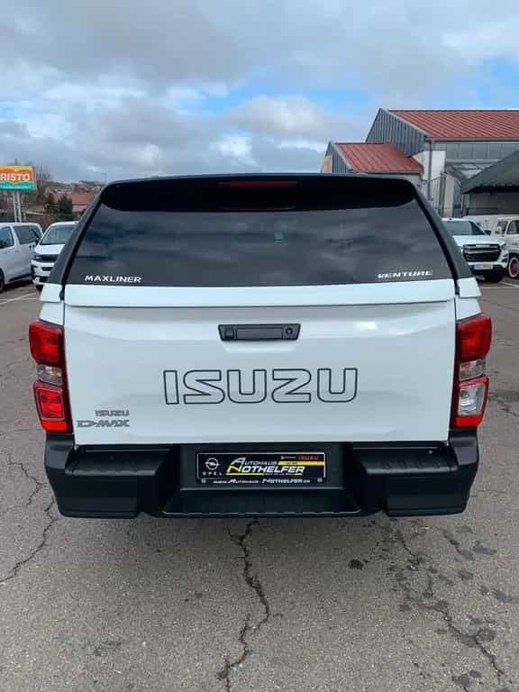 Isuzu D-Max Double Cab 4WD L EFS Fahrw./Maxxliner uvm null-photo-6
