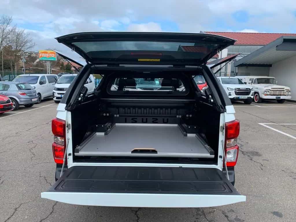 Isuzu D-Max Double Cab 4WD L EFS Fahrw./Maxxliner uvm null-photo-8