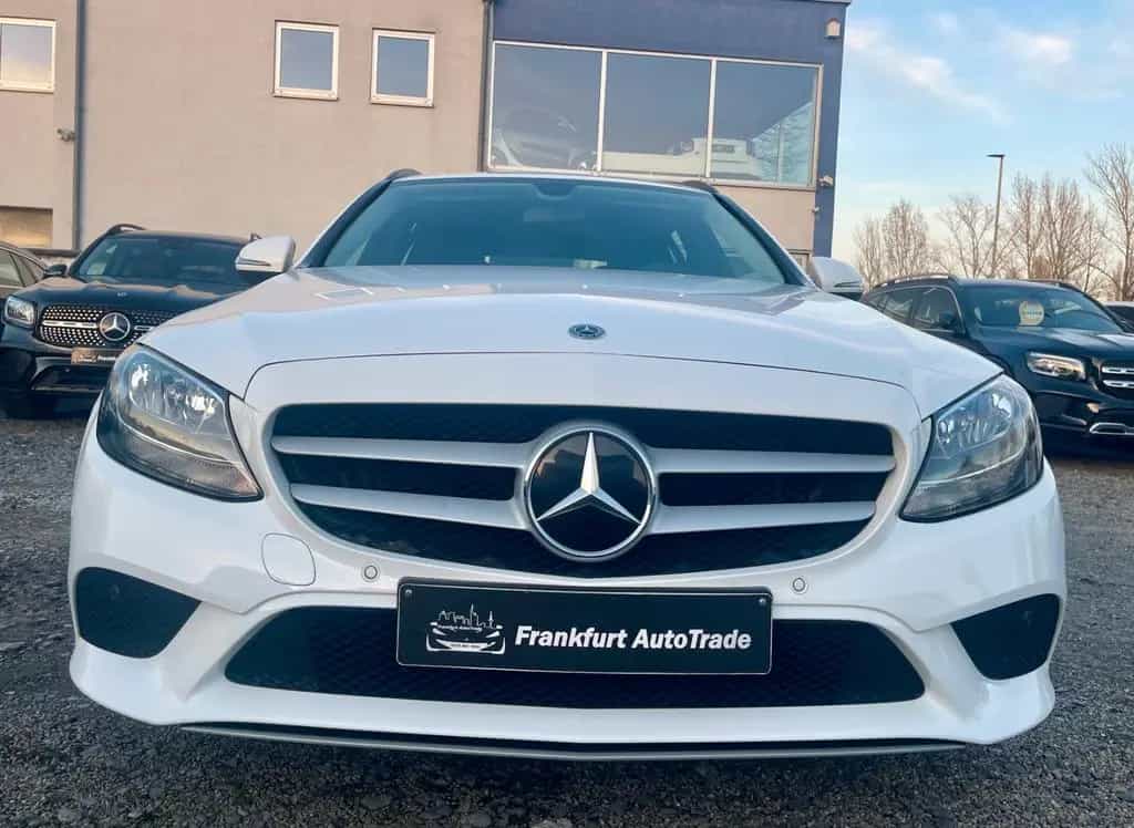 Mercedes-Benz C-Class 220 D T 9G-TRONIC*KAMERA*AHK*CARPLAY*KLIMA*PDC 09/2020-photo-1