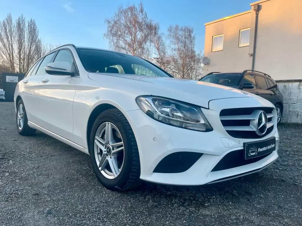 Mercedes-Benz C-Class 220 D T 9G-TRONIC*KAMERA*AHK*CARPLAY*KLIMA*PDC 09/2020-photo-2