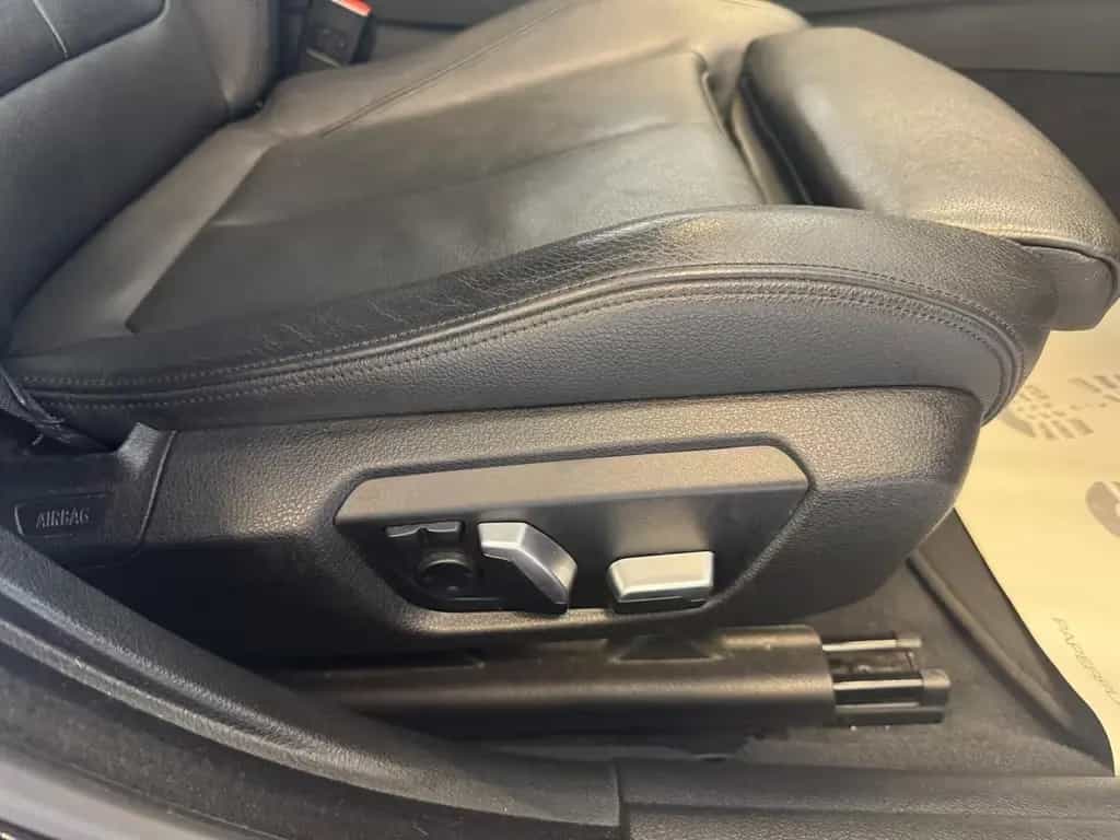BMW 420 d Gran Coupe M  SCHECKHEFT,nur Händler,Export 09/2017-photo-32