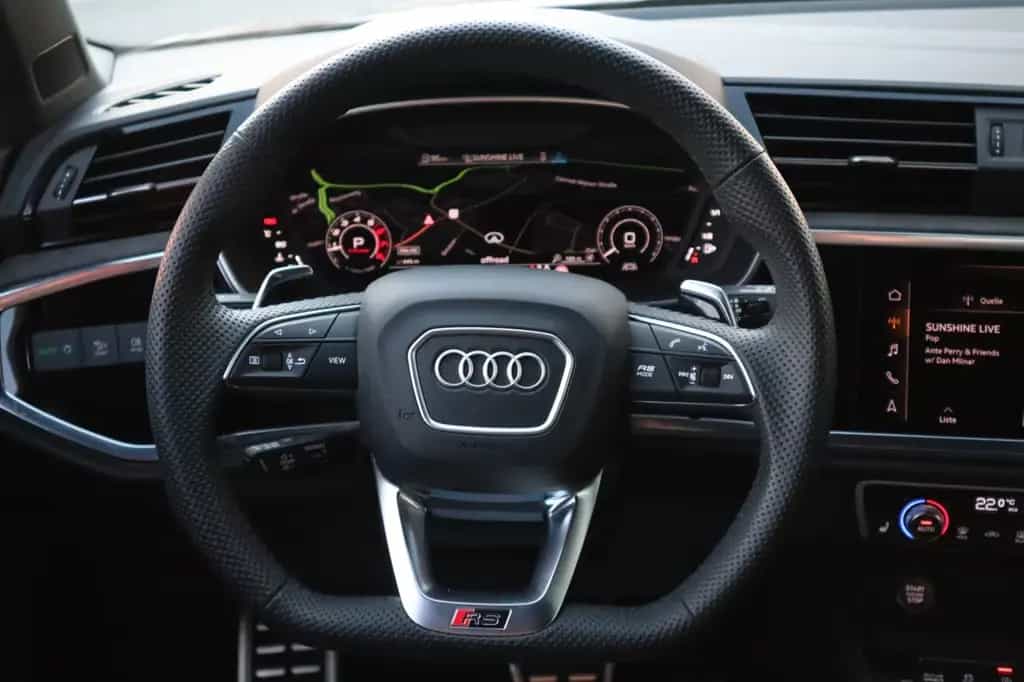 Audi RSQ3 2.5 TFSI 1.Hand/ACC/360°/Keyless/21/CarPlay 07/2020-photo-20