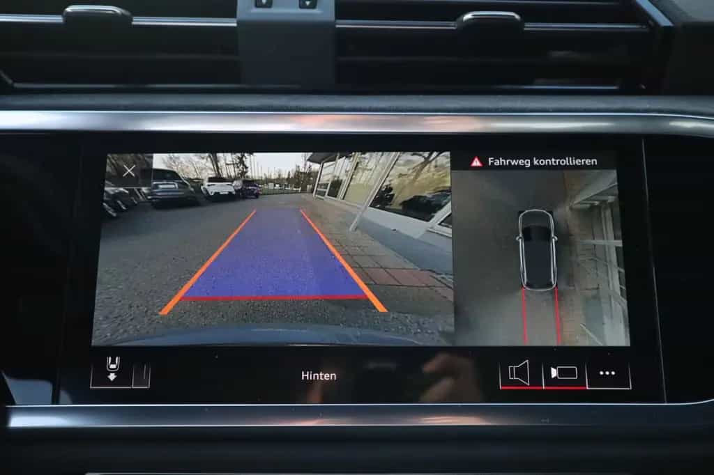 Audi RSQ3 2.5 TFSI 1.Hand/ACC/360°/Keyless/21/CarPlay 07/2020-photo-22