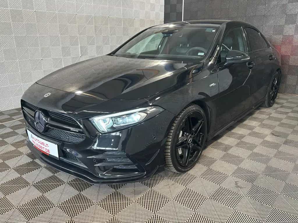 Mercedes-Benz A-Class 35 Lim. 4Ma.*AMG*NIGHT-PANO-LED-BURMESTER-ACC 01/2020-photo-1