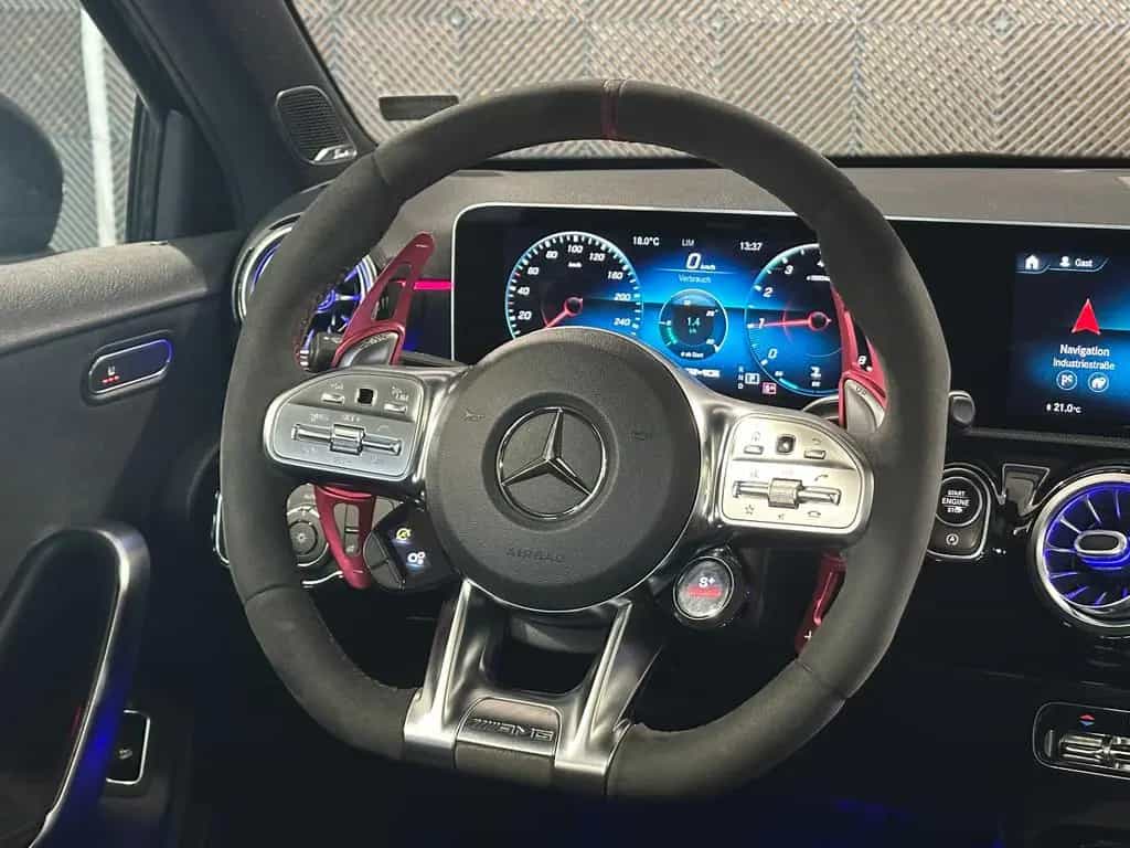 Mercedes-Benz A-Class 35 Lim. 4Ma.*AMG*NIGHT-PANO-LED-BURMESTER-ACC 01/2020-photo-29