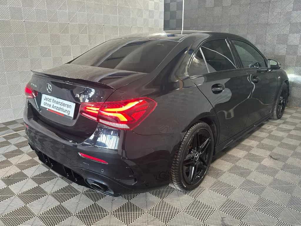 Mercedes-Benz A-Class 35 Lim. 4Ma.*AMG*NIGHT-PANO-LED-BURMESTER-ACC 01/2020-photo-3