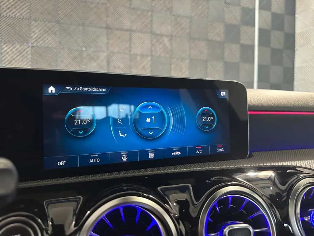 Mercedes-Benz A-Class 35 Lim. 4Ma.*AMG*NIGHT-PANO-LED-BURMESTER-ACC 01/2020-photo-41