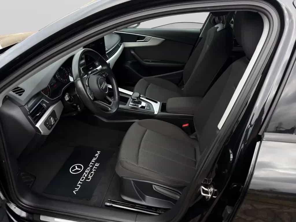 Audi A4 Avant 35 TFSI 03/2022-photo-12