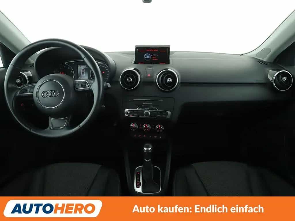 Audi A1 Sportback 1.4 TFSI Sport Aut.*NAV*PDC*SHZ*BT* 07/2018-photo-11