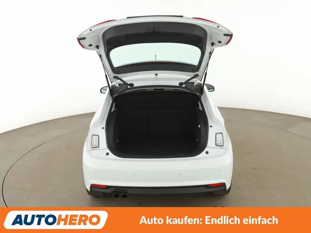 Audi A1 Sportback 1.4 TFSI Sport Aut.*NAV*PDC*SHZ*BT* 07/2018-photo-16