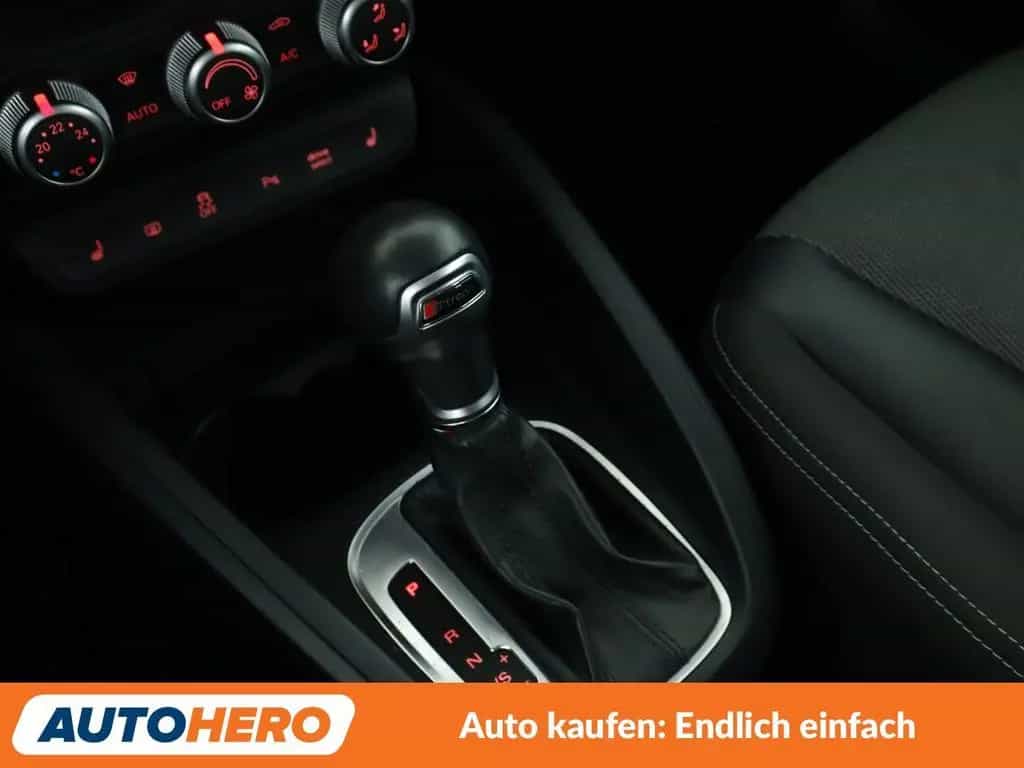 Audi A1 Sportback 1.4 TFSI Sport Aut.*NAV*PDC*SHZ*BT* 07/2018-photo-24