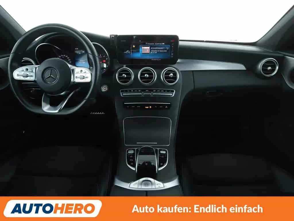 Mercedes-Benz C-Class 180 AMG Line Aut.*NAVI*CAM*LED*PDC*SHZ*AHK* 09/2018-photo-11