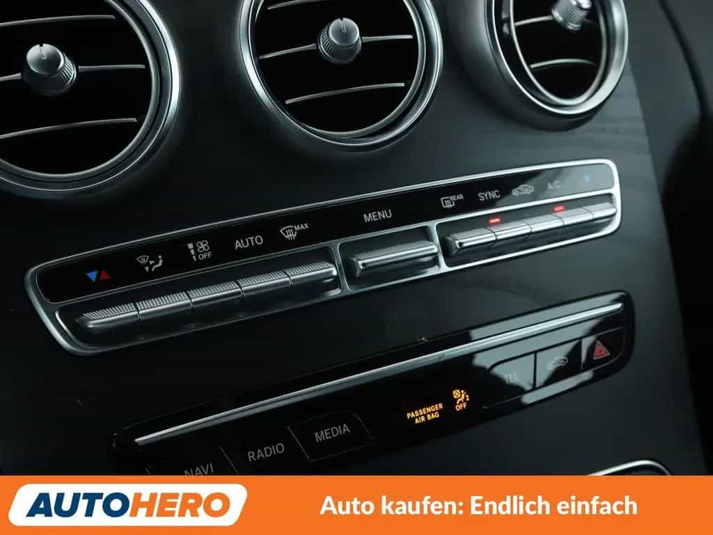 Mercedes-Benz C-Class 180 AMG Line Aut.*NAVI*CAM*LED*PDC*SHZ*AHK* 09/2018-photo-22