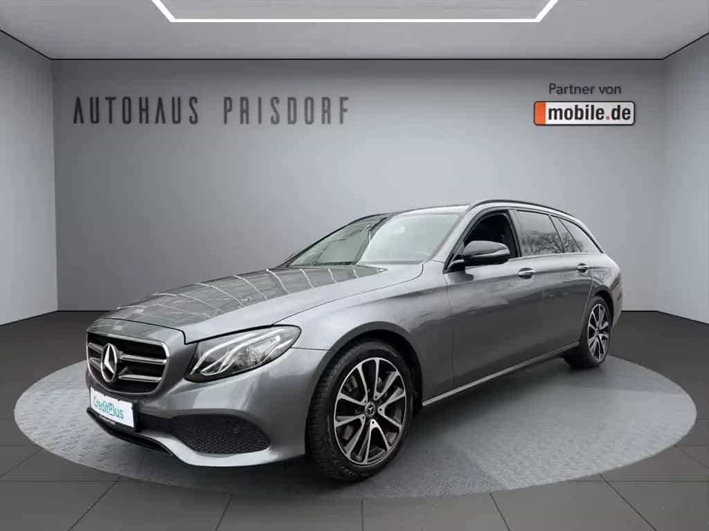 Mercedes-Benz E 200 T-Modell 4Matic LED/Ambiente/9G-Tronic 10/2019-photo-0