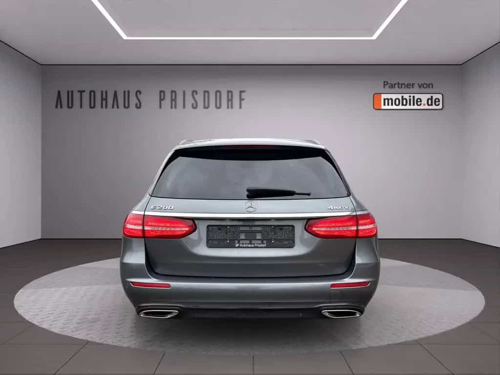 Mercedes-Benz E 200 T-Modell 4Matic LED/Ambiente/9G-Tronic 10/2019-photo-5