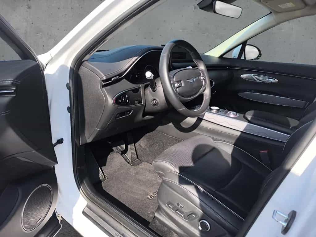 Genesis GV70 2.2 CRDi 8AT Luxury Pano Leder eSitze ACC S 06/2023-photo-3