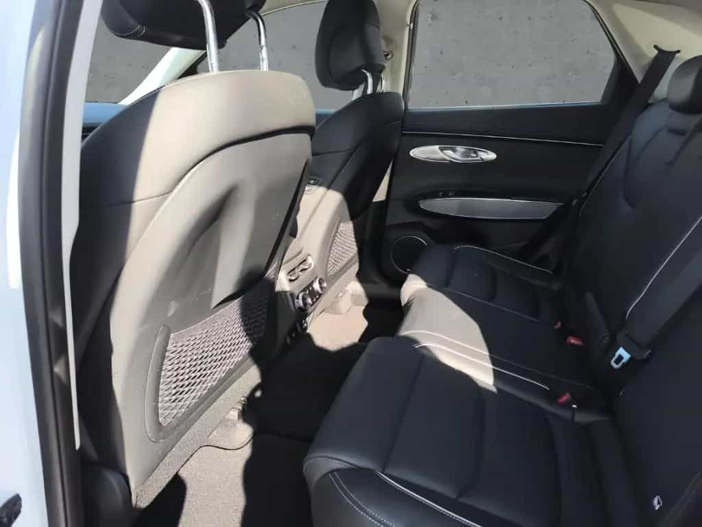 Genesis GV70 2.2 CRDi 8AT Luxury Pano Leder eSitze ACC S 06/2023-photo-4