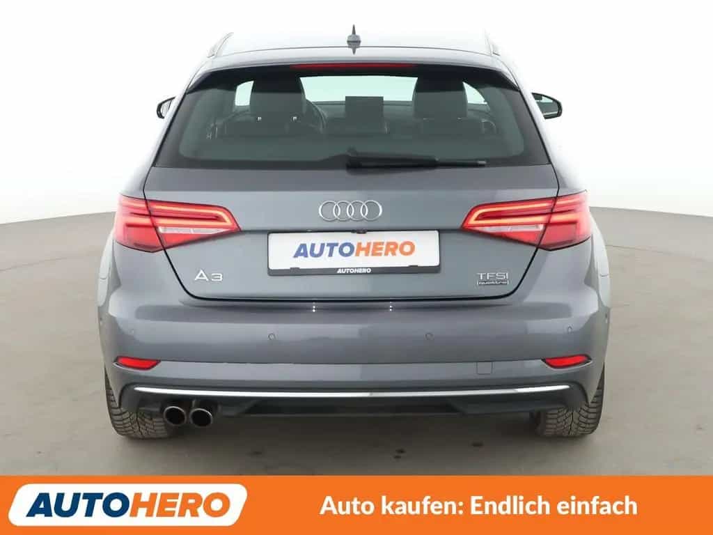 Audi A3 Sportback 2.0 TFSI quattro Design Aut.*NAVI* 09/2017-photo-4