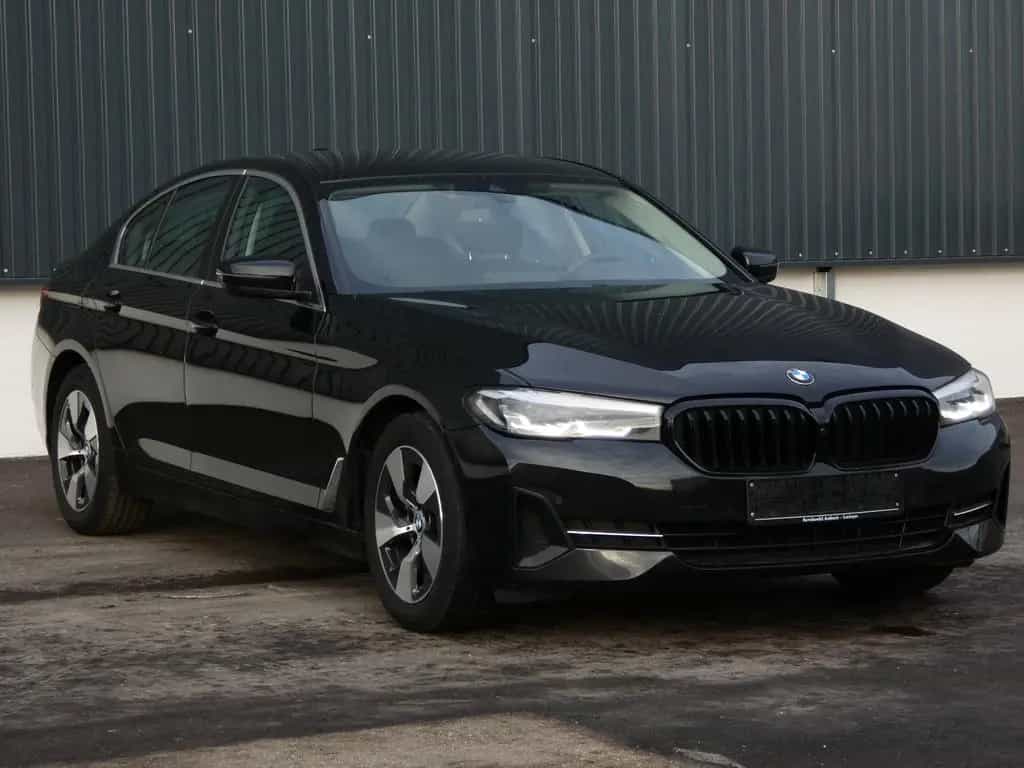 BMW 5 Series 520d xDrive LED Leder Navi Kamera 1-Hand Facelif 10/2020-photo-19