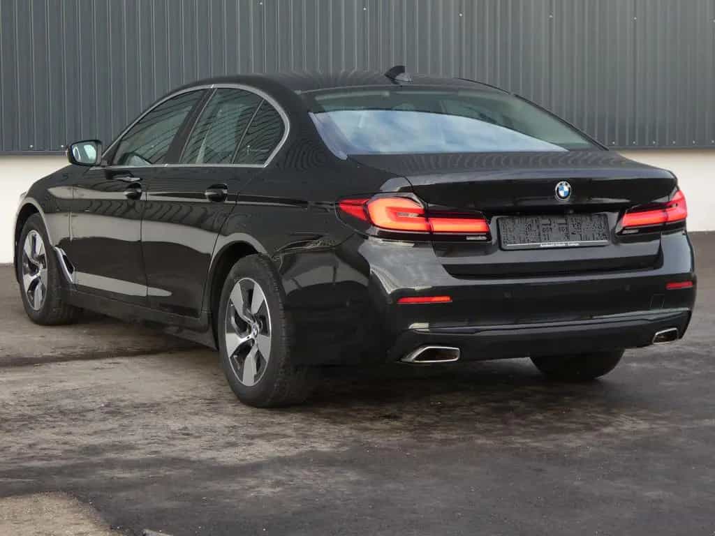 BMW 5 Series 520d xDrive LED Leder Navi Kamera 1-Hand Facelif 10/2020-photo-26