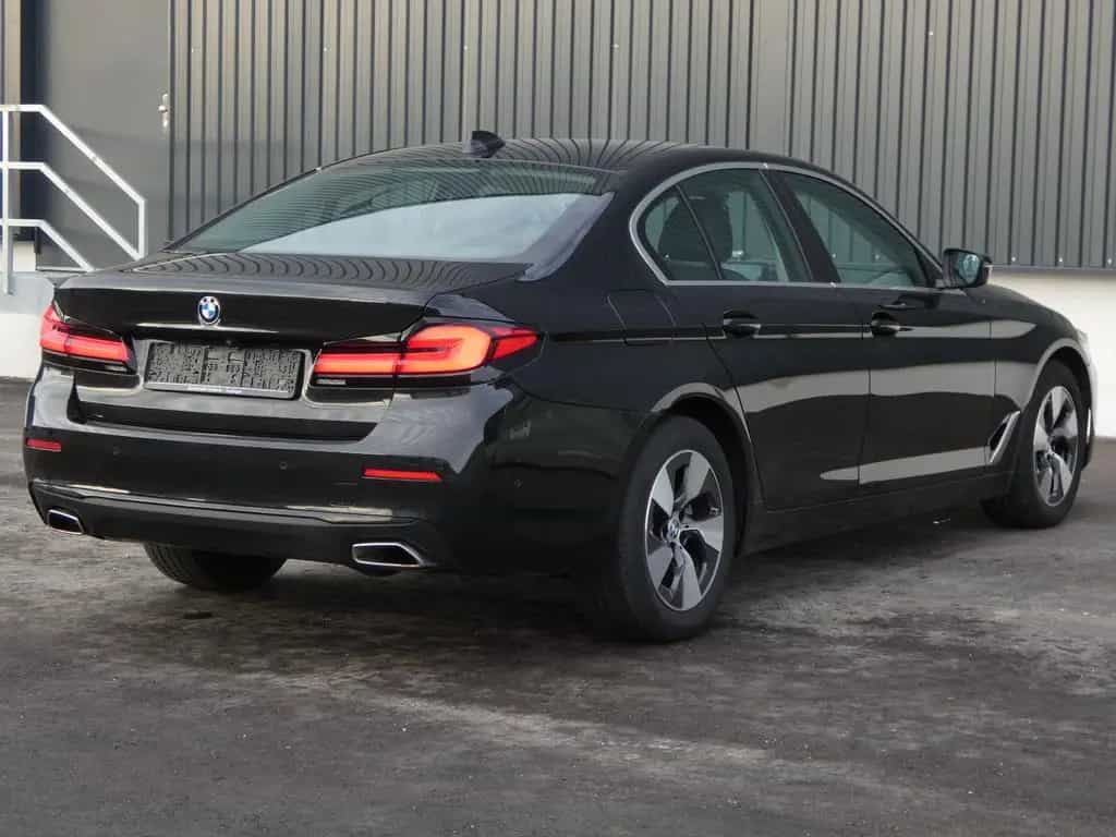 BMW 5 Series 520d xDrive LED Leder Navi Kamera 1-Hand Facelif 10/2020-photo-27