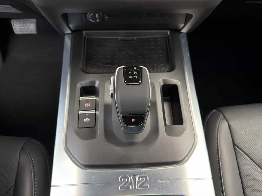 BAW 212 4x4 Diesel Automatik *VOLL*ALLE FARBEN* null-photo-27