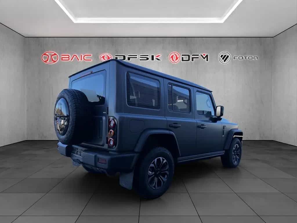 BAW 212 4x4 Diesel Automatik *VOLL*ALLE FARBEN* null-photo-4