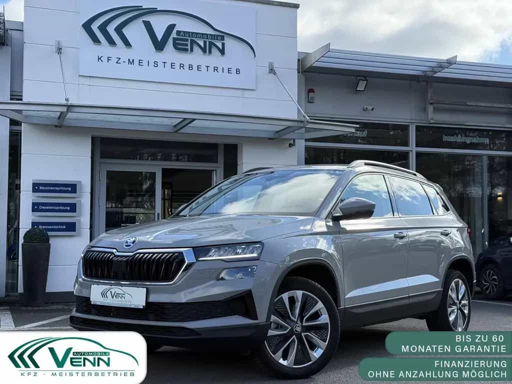 Skoda Karoq 1.5 TSI Style*RFK*SHZ*Navi*AHK*LED*ACC 10/2022-photo-0