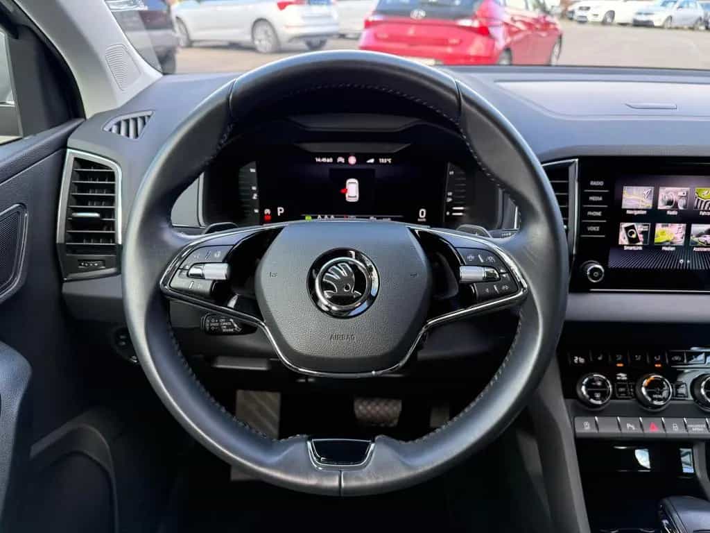 Skoda Karoq 1.5 TSI Style*RFK*SHZ*Navi*AHK*LED*ACC 10/2022-photo-12