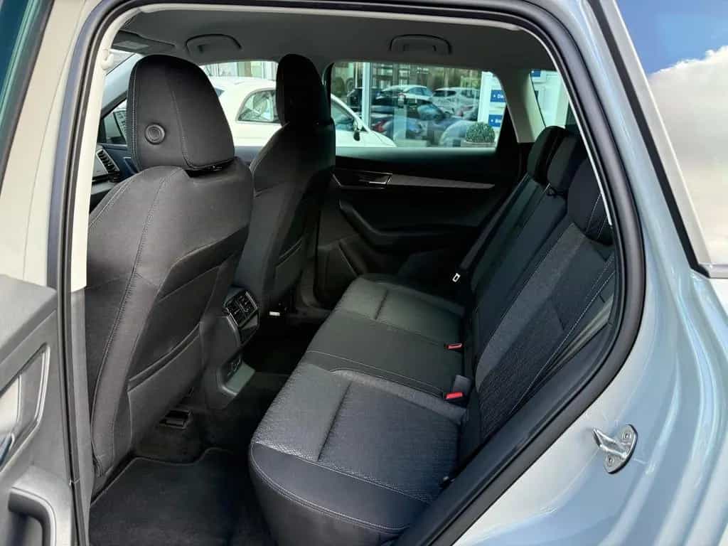Skoda Karoq 1.5 TSI Style*RFK*SHZ*Navi*AHK*LED*ACC 10/2022-photo-16