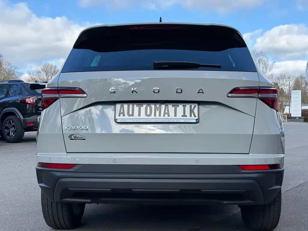 Skoda Karoq 1.5 TSI Style*RFK*SHZ*Navi*AHK*LED*ACC 10/2022-photo-5