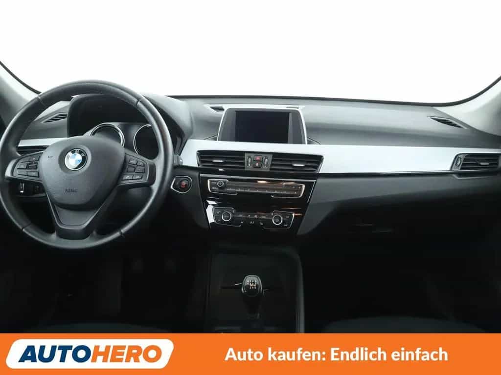 BMW X1 sDrive 18i Advantage *PDC*TEMPO*SHZ*KLIMA* 12/2018-photo-11