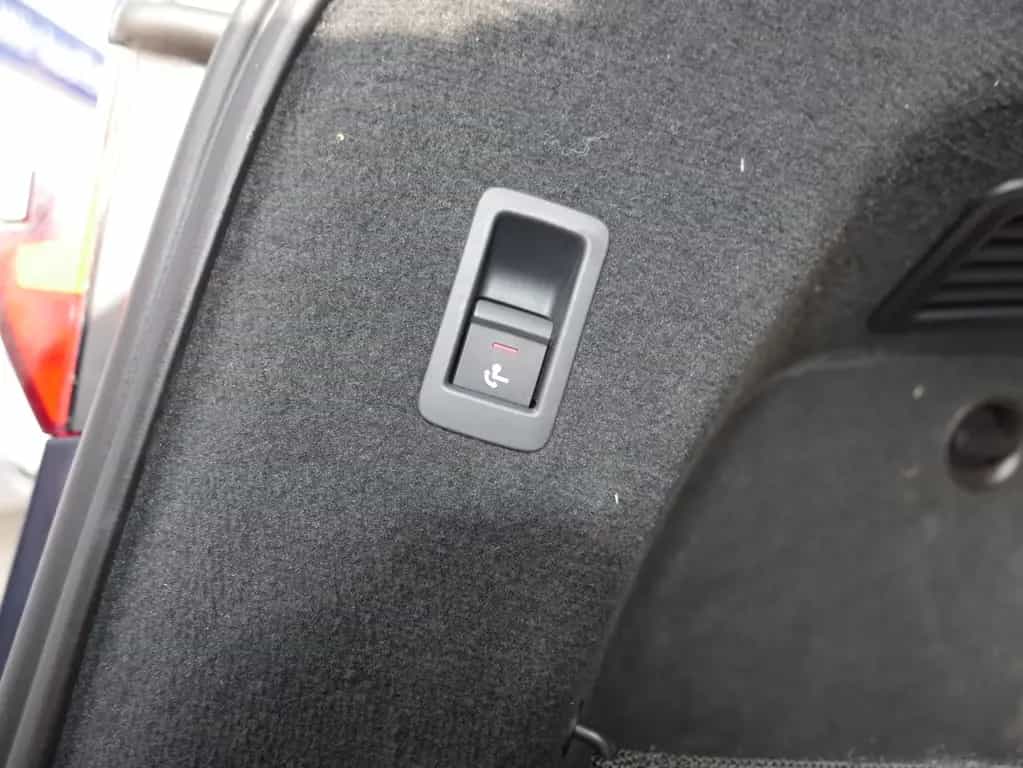 Audi A6 Avant 40 2.0 TDI DSG AHK NAVI SITZHZG LED RFK 06/2019-photo-16