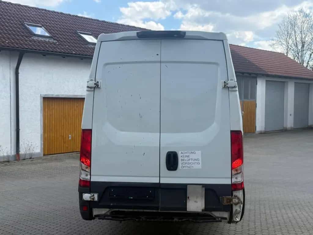 Iveco Daily Kasten V Radstand 4100 35 S12 EURO6 09/2018-photo-4
