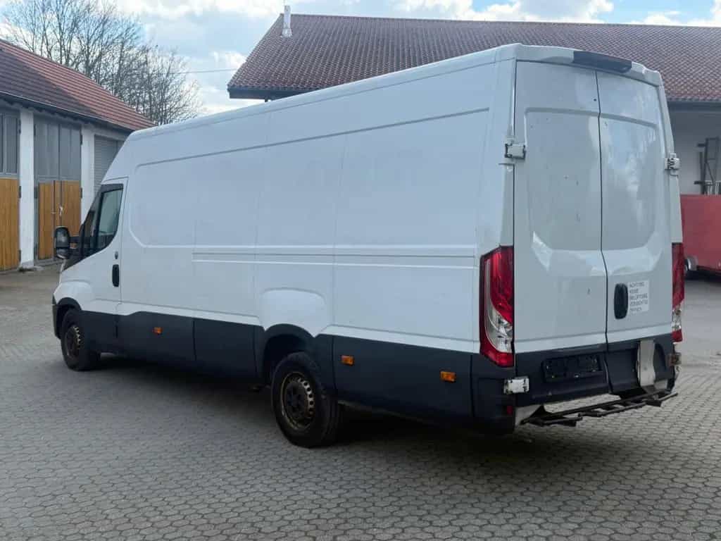 Iveco Daily Kasten V Radstand 4100 35 S12 EURO6 09/2018-photo-5