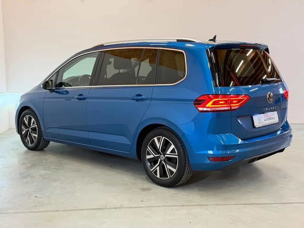 Volkswagen Touran 1,5TSI Highline/LED/AHK/R-Kamera/Navi/SH 01/2023-photo-8