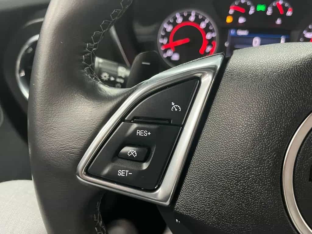 Chevrolet Camaro SS *6,2l V8 / ZL1 /Klappenauspuff/ LED/ A 08/2023-photo-14