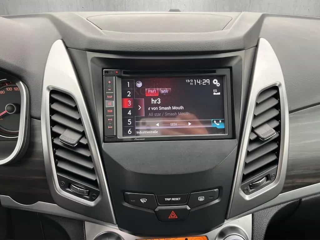Ssangyong Korando Crystal 4x4 AHK/KLIMAA/KAMERA/NAVI/PDC 06/2015-photo-16