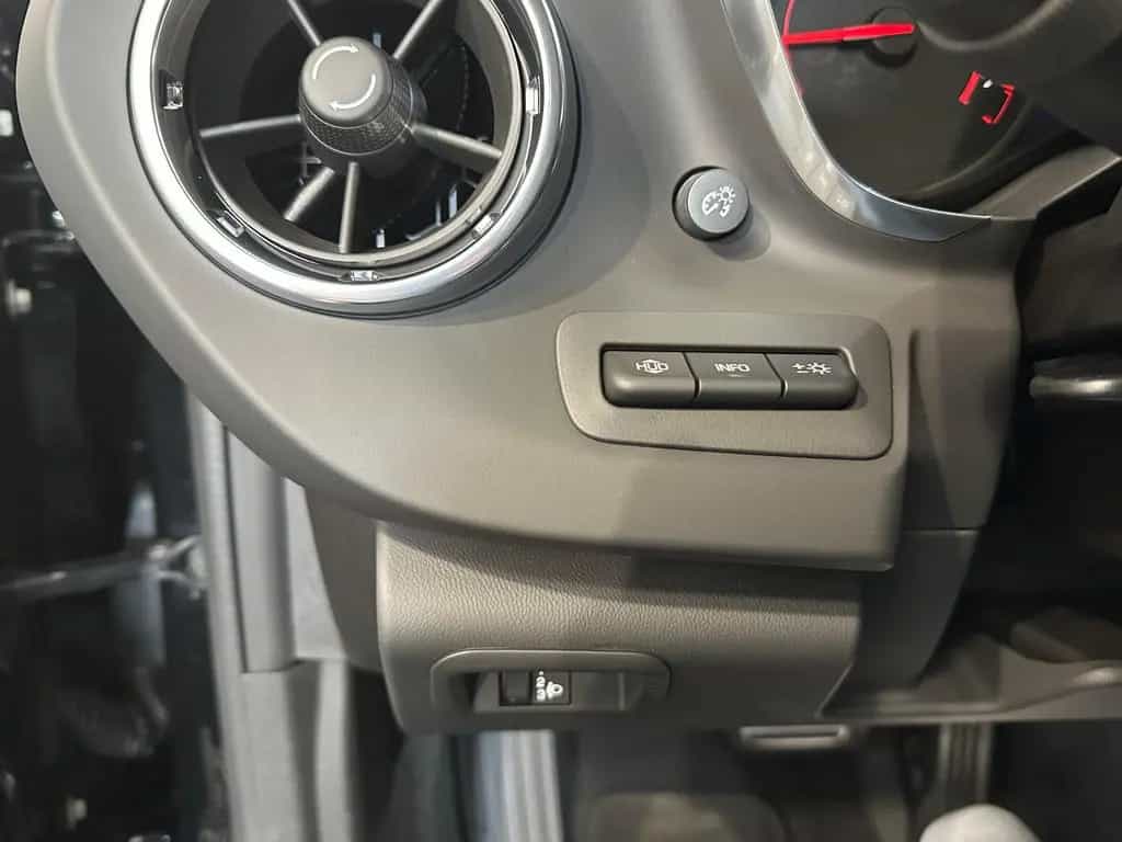 Chevrolet Camaro Cabriolet 6.2*SS*XENON-MRC-BOSE-R.KAM-HUD 03/2019-photo-29