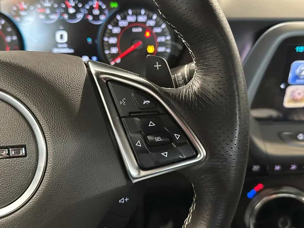 Chevrolet Camaro Cabriolet 6.2*SS*XENON-MRC-BOSE-R.KAM-HUD 03/2019-photo-32