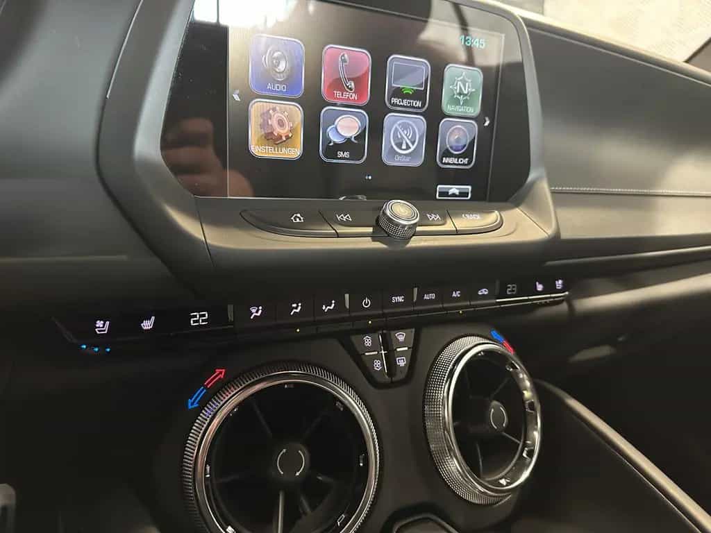 Chevrolet Camaro Cabriolet 6.2*SS*XENON-MRC-BOSE-R.KAM-HUD 03/2019-photo-36