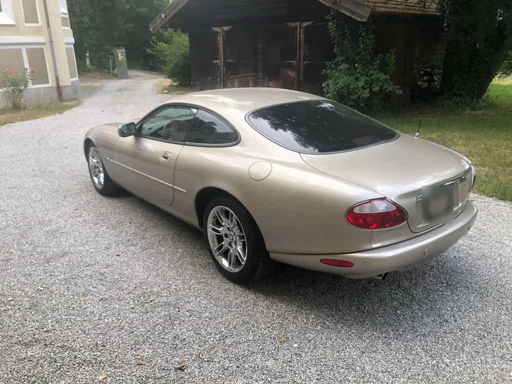 Jaguar XK8 Youngtimer / Chrom 03/2001-photo-4