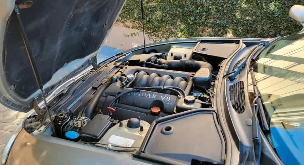 Jaguar XK8 Youngtimer / Chrom 03/2001-photo-8