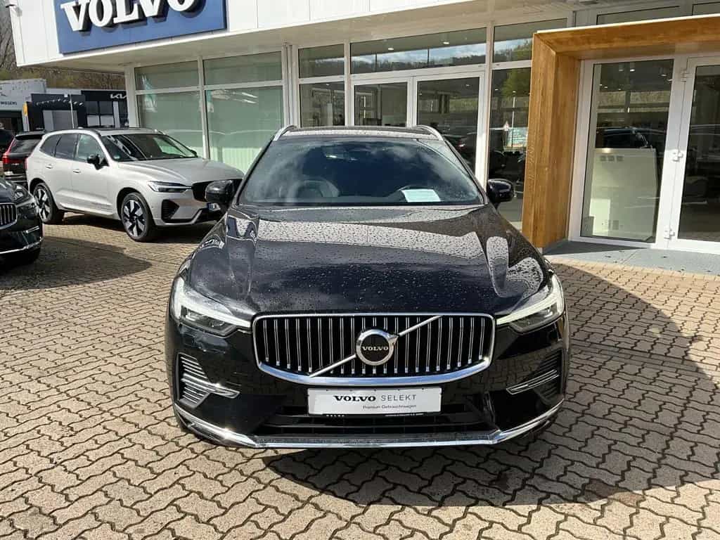 Volvo XC60 B4 AWD Mild Hybrid Diesel Plus Bright 03/2023-photo-1