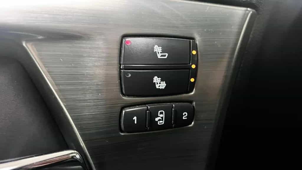Hummer H2 6.2 V8 Luxury*1.HAND*7 Si.*KAMERA*TÜV NEU* 01/2008-photo-15