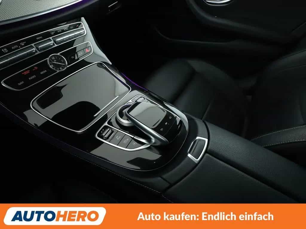Mercedes-Benz E 200 T Avantgarde Aut. *LED*CAM*SHZ*NAVI* 03/2018-photo-24