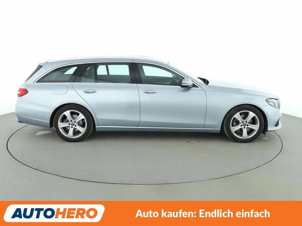 Mercedes-Benz E 200 T Avantgarde Aut. *LED*CAM*SHZ*NAVI* 03/2018-photo-6