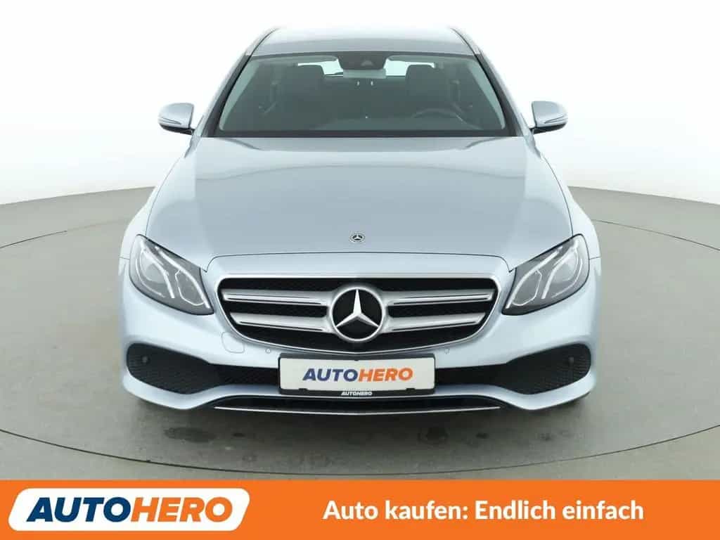 Mercedes-Benz E 200 T Avantgarde Aut. *LED*CAM*SHZ*NAVI* 03/2018-photo-8