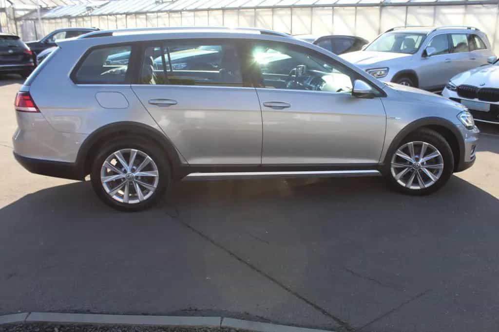 Volkswagen Golf Var. Alltrack 4Motion 2.0 TDI DSG+Standh.+ 05/2020-photo-9
