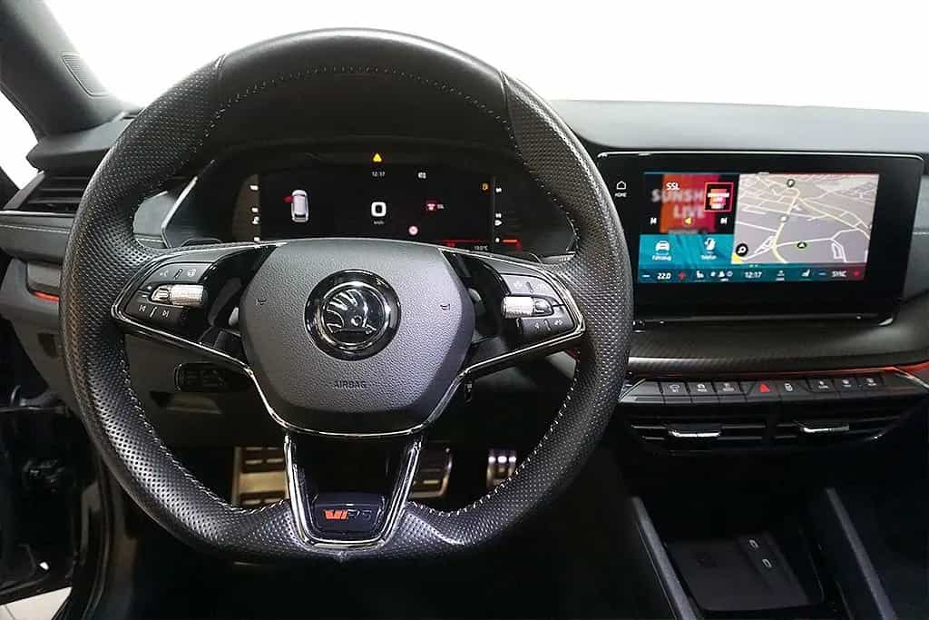 Skoda Octavia 2.0TDI DSG RS 4x4 Virtual-Pano-Standh. 02/2023-photo-12